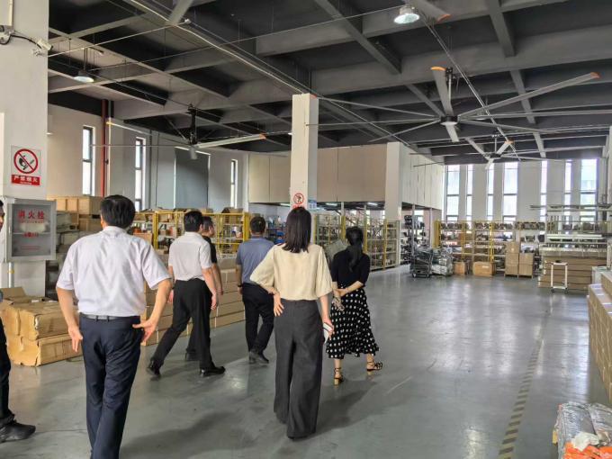 Warmly welcome government leaders to visit and guide our factory