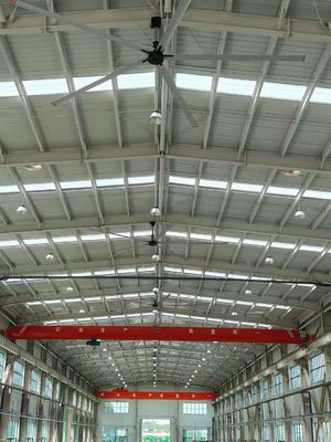Ventilatore di soffitto di 24 piedi Ventilatori di soffitto commerciali di grandi dimensioni Circolazione ottimale dell'aria Remote control